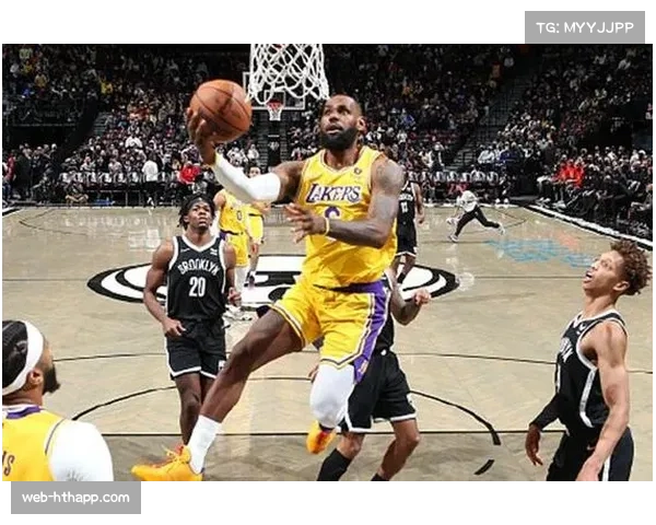 湖人主场迎战76人，詹姆斯恩比德对决成焦点