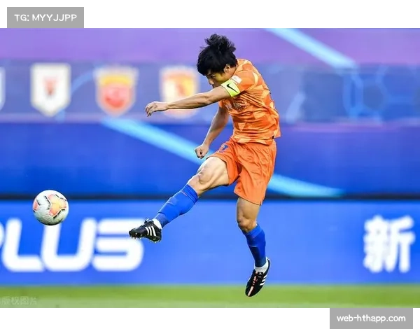 聚焦：19岁小将李明首次首发即进球，成中超四月最年轻进球者